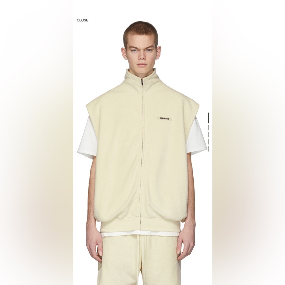 Fear of God Essentials Off-White Polar Fleece Vest - Picture 4 of 6